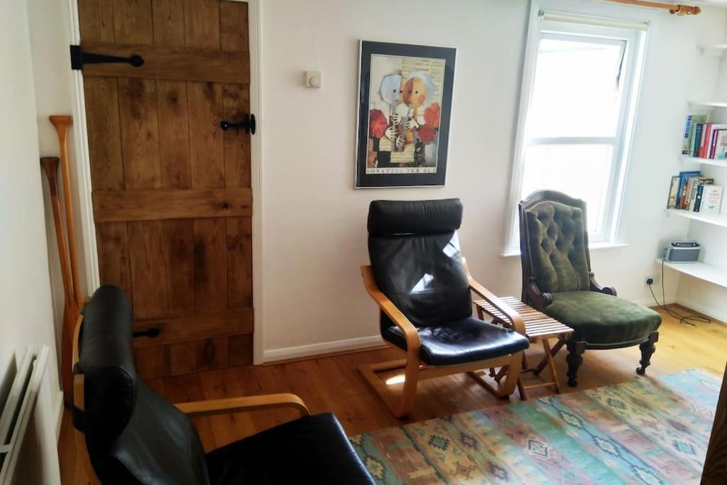 Welcoming Cottage In Chichester Near City Centre Exteriör bild