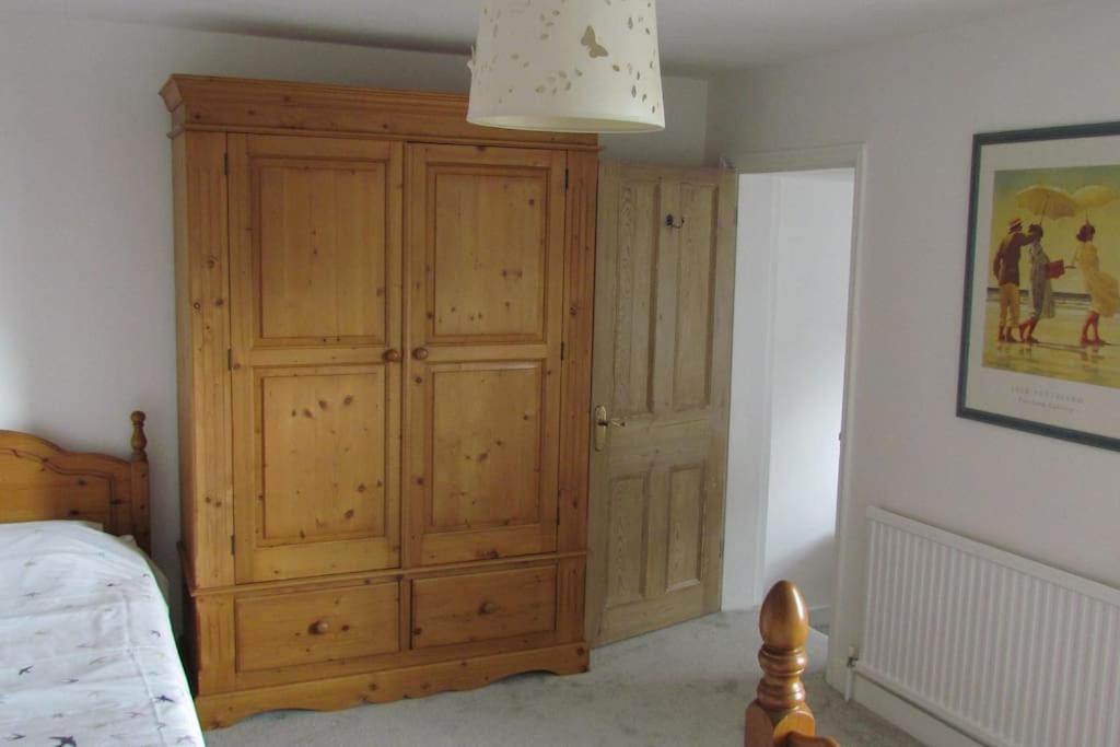 Welcoming Cottage In Chichester Near City Centre Exteriör bild